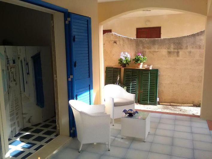 Appartement Brezza Di Mare à Punta Secca Extérieur photo